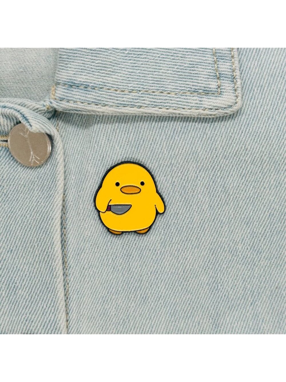 ✨Enamel Pin Yellow Duck Chick With Knife Badge Animal Brooch Yellow Cartoon New